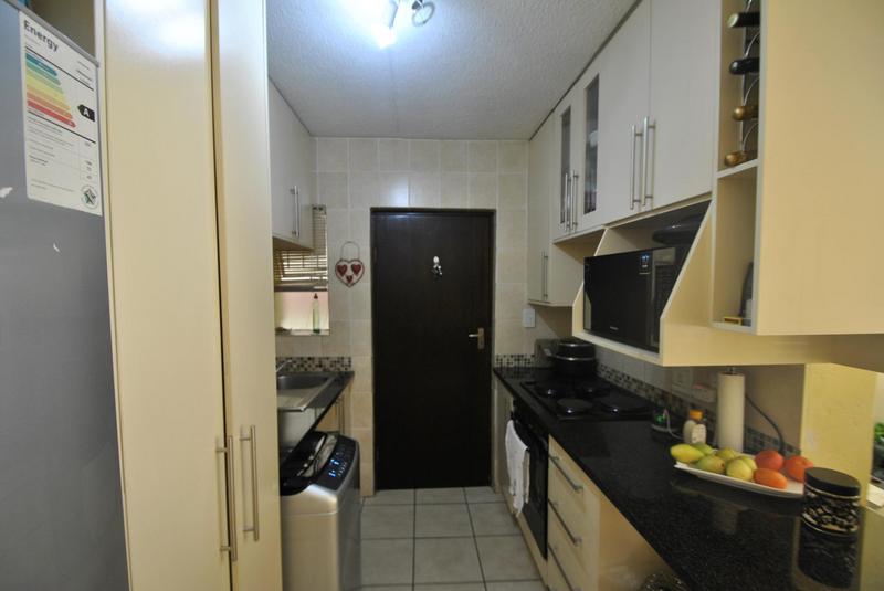 2 Bedroom Property for Sale in Ormonde Gauteng