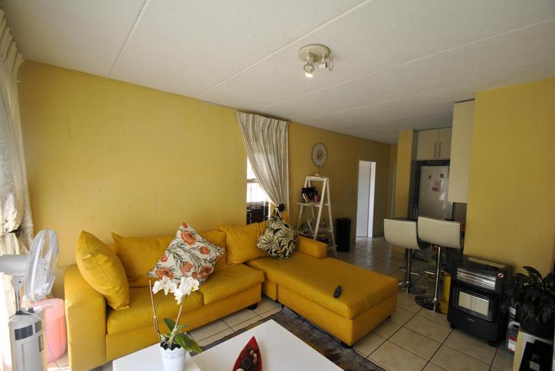 2 Bedroom Property for Sale in Ormonde Gauteng