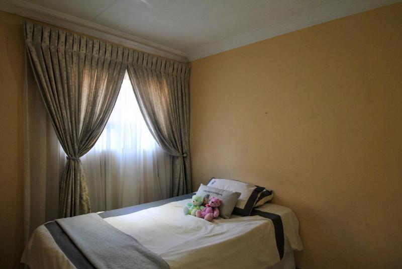 3 Bedroom Property for Sale in Protea Glen Gauteng