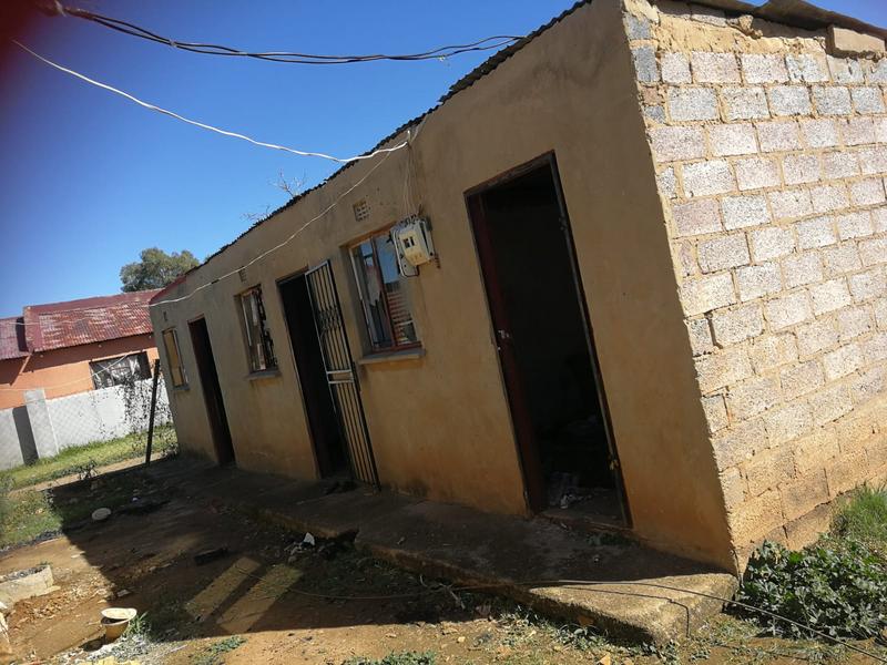 2 Bedroom Property for Sale in Poortjie Gauteng