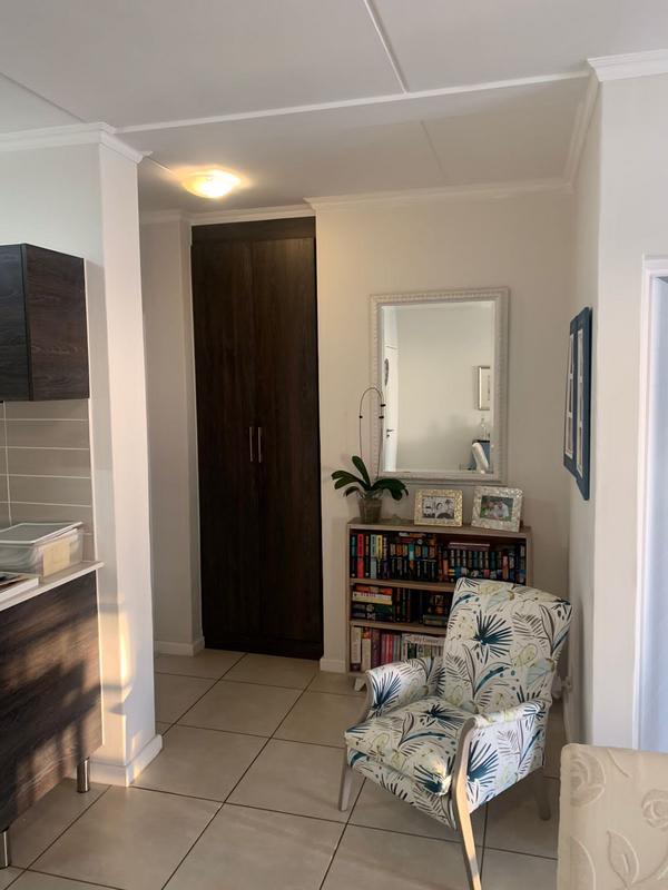 2 Bedroom Property for Sale in Bryanston Gauteng