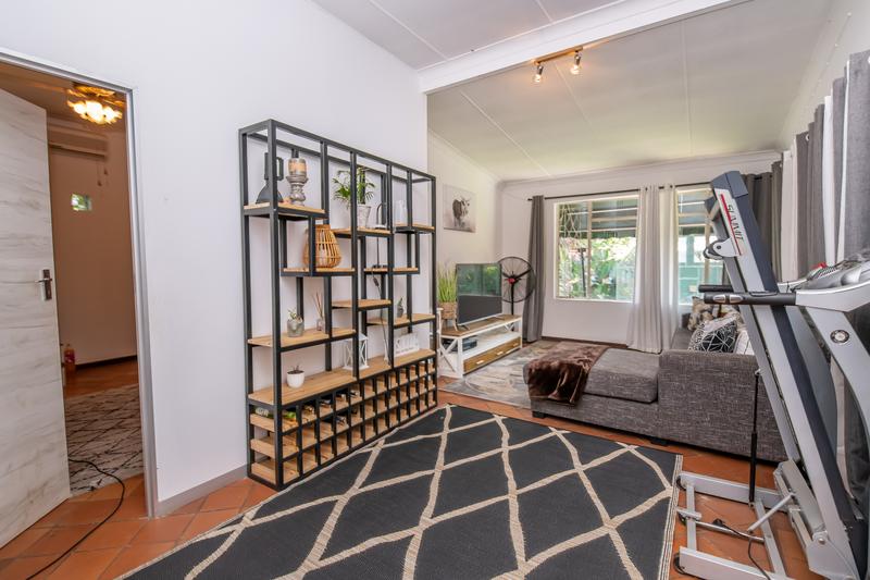 8 Bedroom Property for Sale in Lyttelton Manor Gauteng