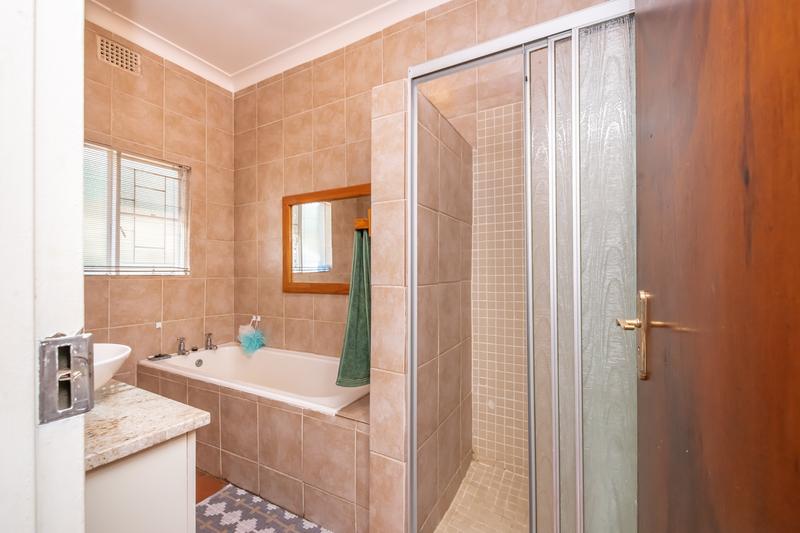 8 Bedroom Property for Sale in Lyttelton Manor Gauteng