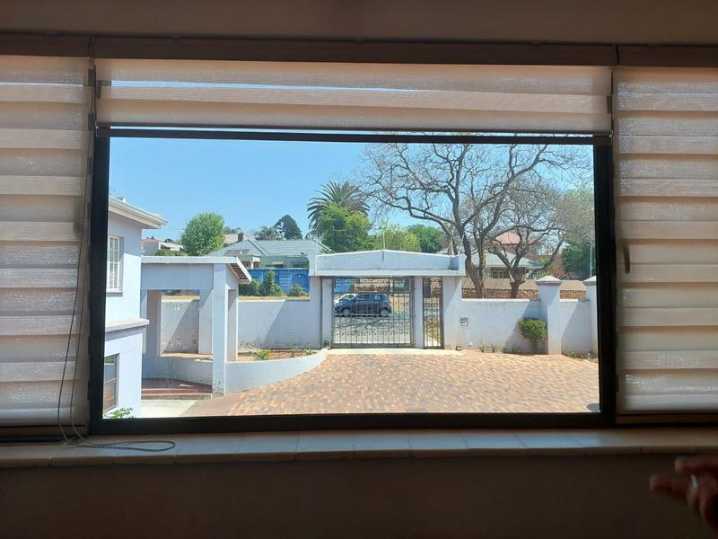 6 Bedroom Property for Sale in Greenside Gauteng