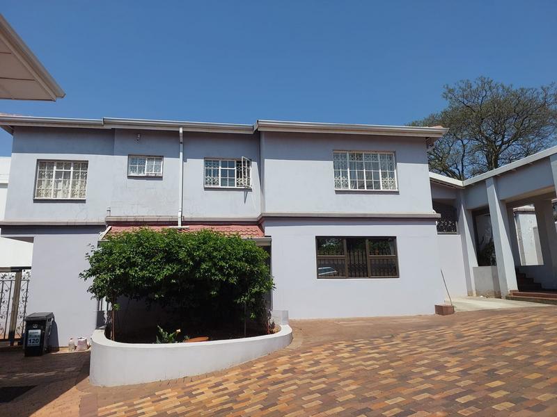 6 Bedroom Property for Sale in Greenside Gauteng