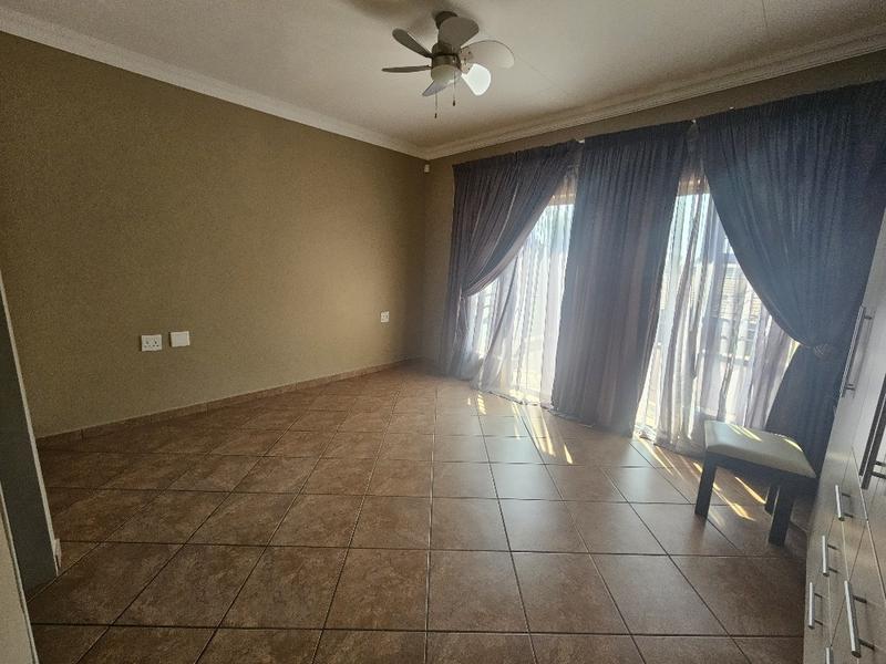 4 Bedroom Property for Sale in Green Acres Estate Gauteng