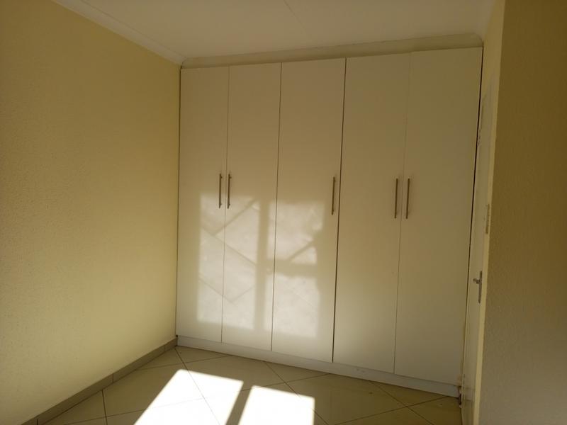 2 Bedroom Property for Sale in Chiawelo Gauteng