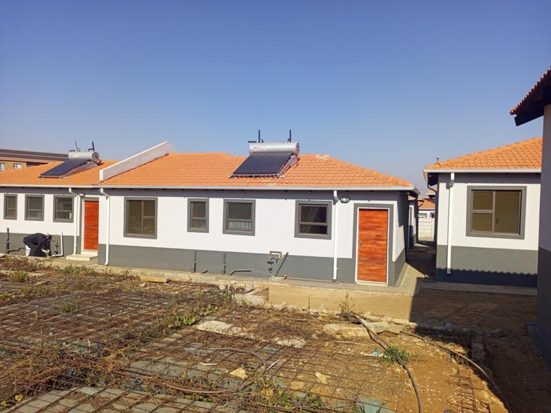 2 Bedroom Property for Sale in Chiawelo Gauteng