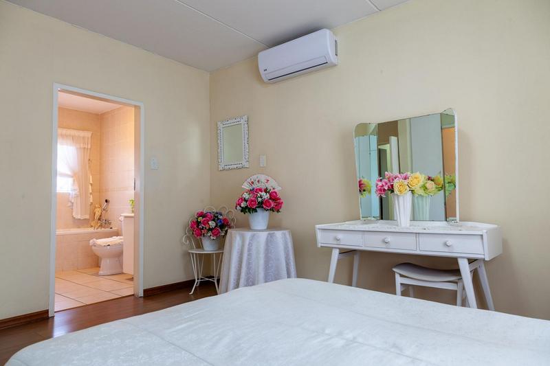 3 Bedroom Property for Sale in Rietvalleirand Gauteng