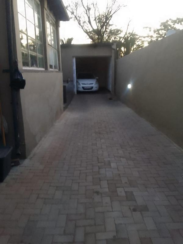 To Let 4 Bedroom Property for Rent in Kensington Gauteng