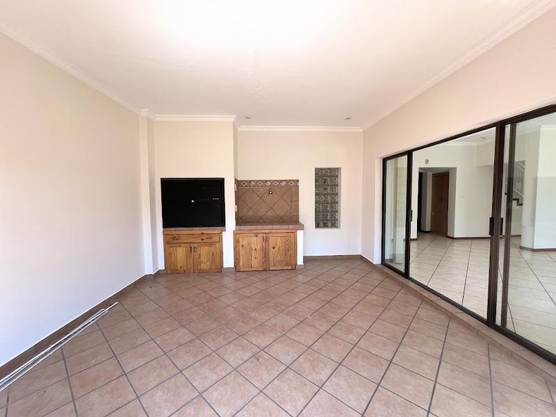 3 Bedroom Property for Sale in Equestria Gauteng