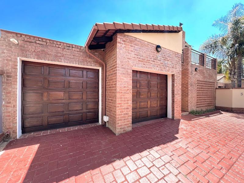 3 Bedroom Property for Sale in Equestria Gauteng