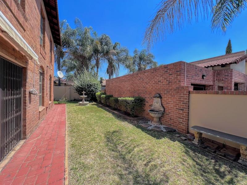 3 Bedroom Property for Sale in Equestria Gauteng