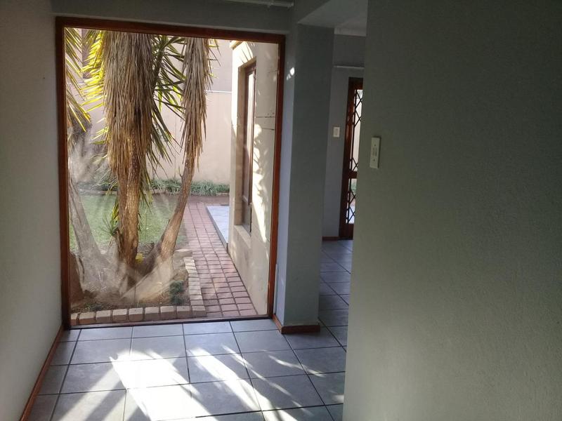 To Let 3 Bedroom Property for Rent in Halfway Gardens Gauteng