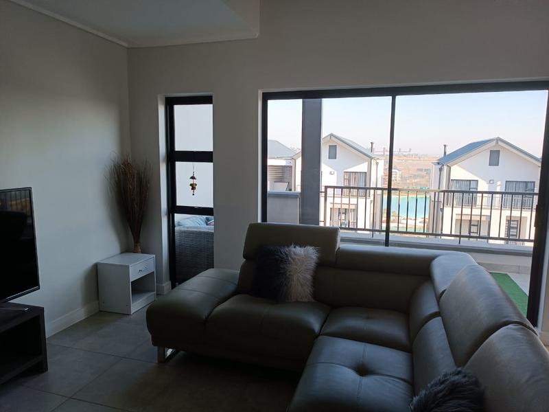 To Let 2 Bedroom Property for Rent in Waterfall Gauteng