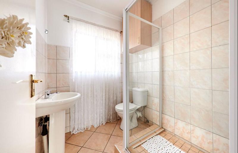 To Let 3 Bedroom Property for Rent in Noordwyk Gauteng
