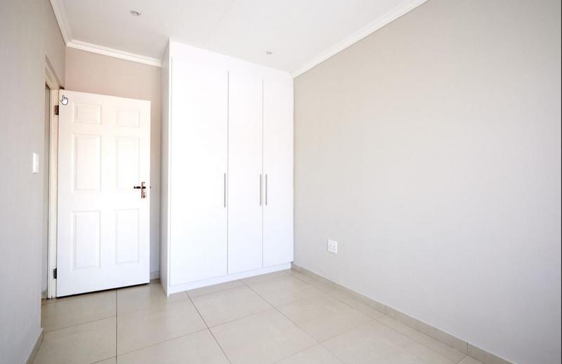 To Let 2 Bedroom Property for Rent in Noordwyk Gauteng