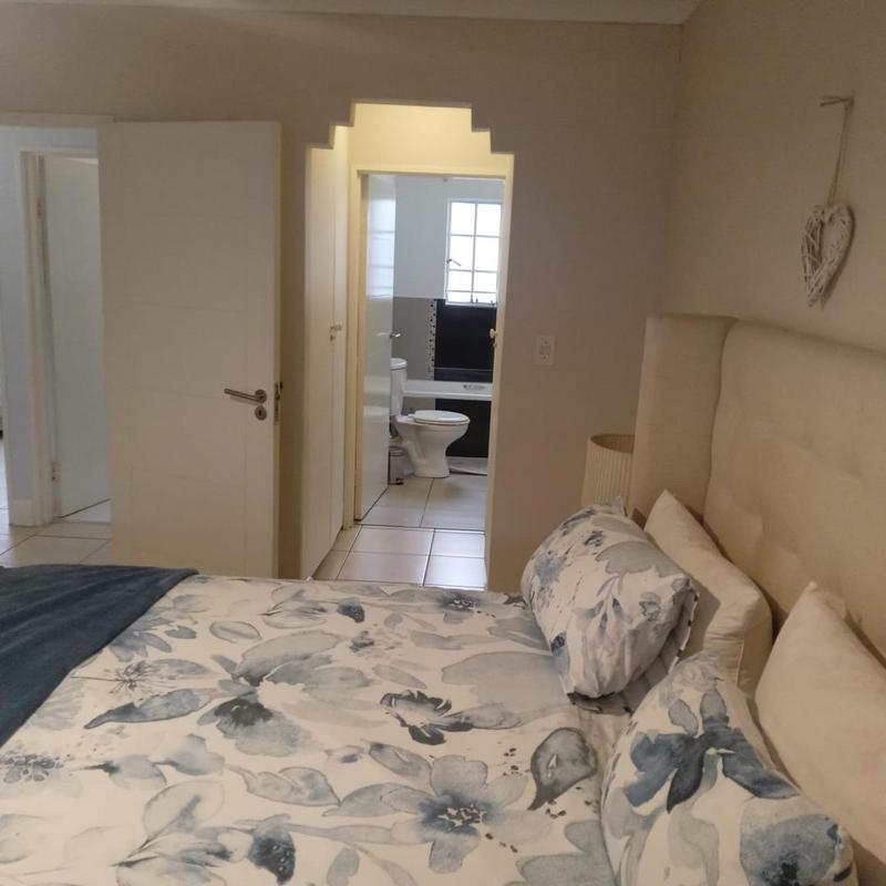 To Let 2 Bedroom Property for Rent in Morningside Gauteng