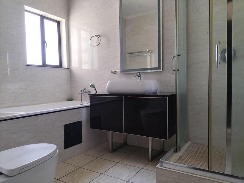 To Let 3 Bedroom Property for Rent in Fourways Gauteng