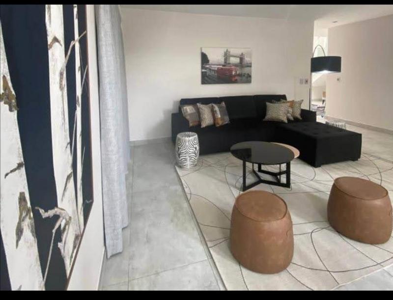 To Let 4 Bedroom Property for Rent in Sandhurst Gauteng