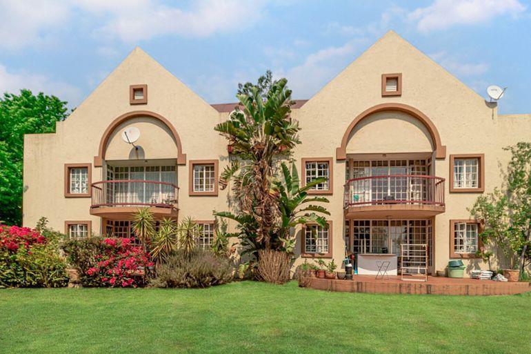 2 Bedroom Property for Sale in Noordwyk Gauteng