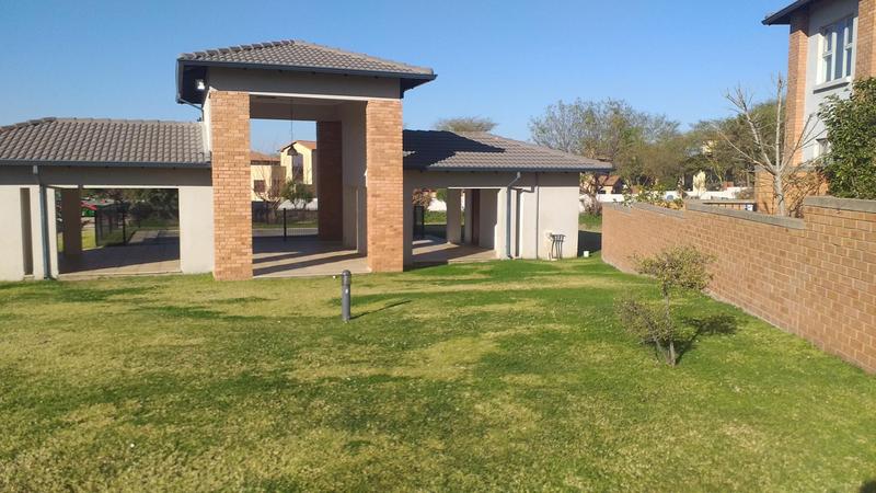 3 Bedroom Property for Sale in Noordwyk Gauteng