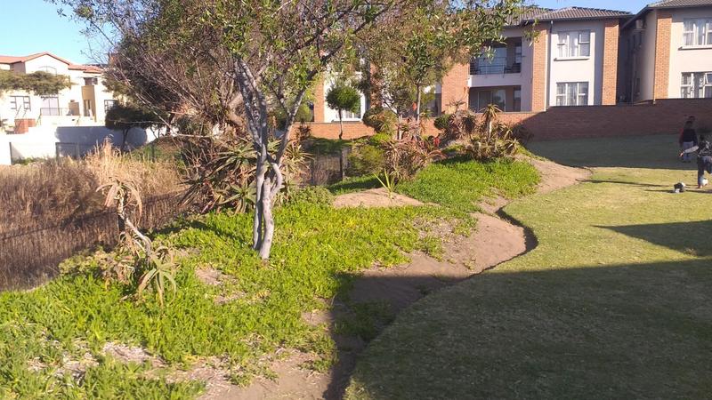 3 Bedroom Property for Sale in Noordwyk Gauteng