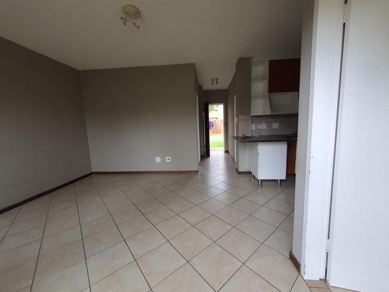 2 Bedroom Property for Sale in Noordwyk Gauteng