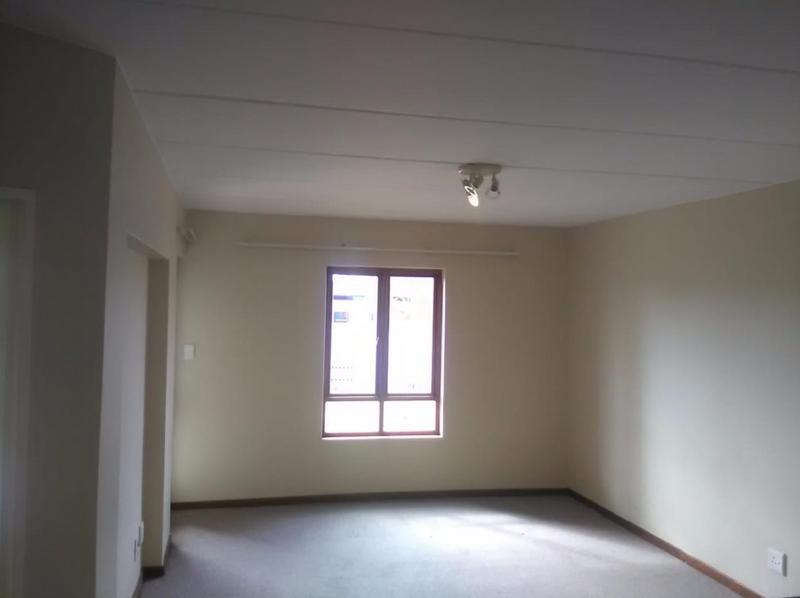 2 Bedroom Property for Sale in Erand Gardens Gauteng