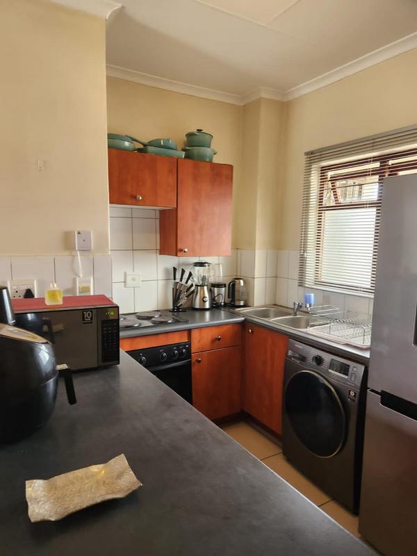 1 Bedroom Property for Sale in Erand Gardens Gauteng