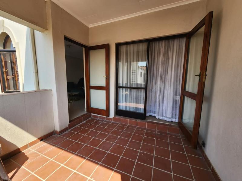 1 Bedroom Property for Sale in Erand Gardens Gauteng