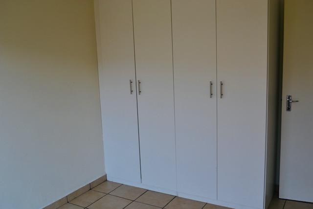 1 Bedroom Property for Sale in Grand Central Gauteng