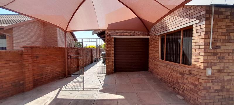 3 Bedroom Property for Sale in The Orchards Gauteng