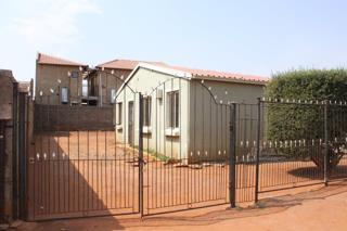 To Let 2 Bedroom Property for Rent in Glen Ridge Gauteng