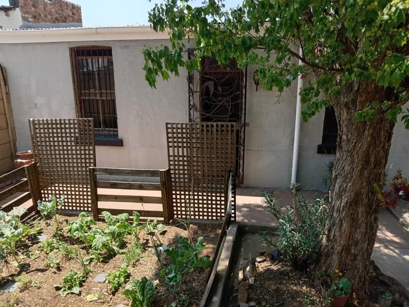 To Let 1 Bedroom Property for Rent in Kensington Gauteng