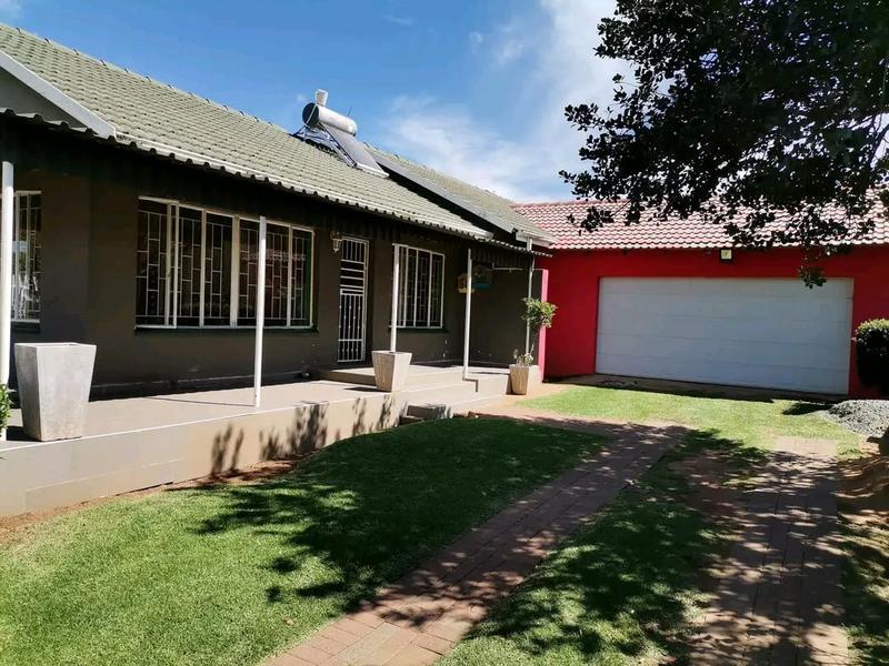 3 Bedroom Property for Sale in Ennerdale Ext 1 Gauteng