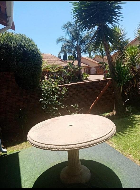 3 Bedroom Property for Sale in Birchleigh Gauteng