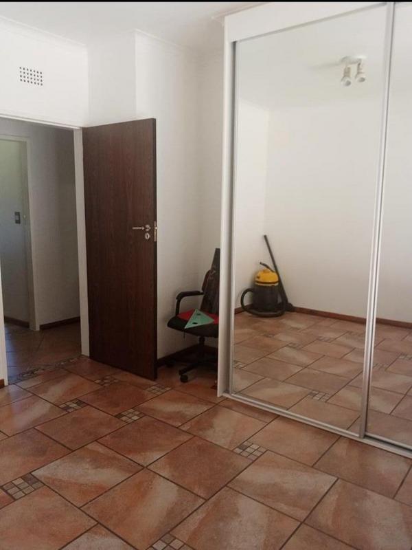 3 Bedroom Property for Sale in Birchleigh Gauteng