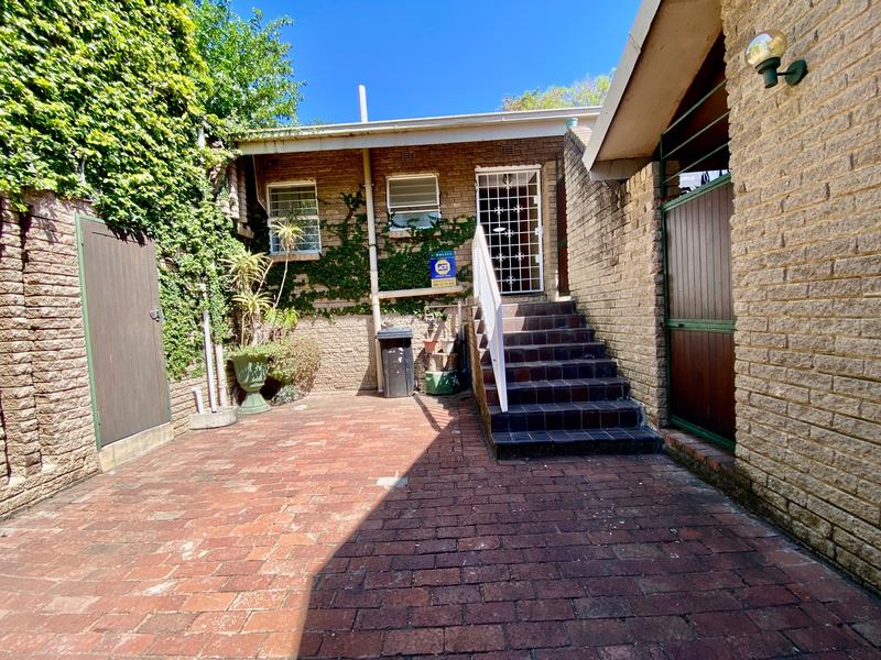 2 Bedroom Property for Sale in Sandown Gauteng