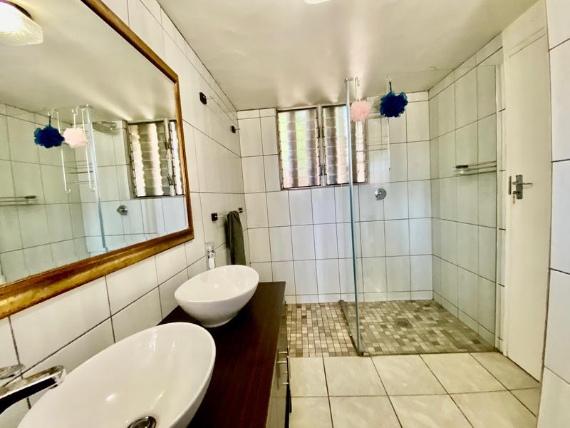 2 Bedroom Property for Sale in Sandown Gauteng