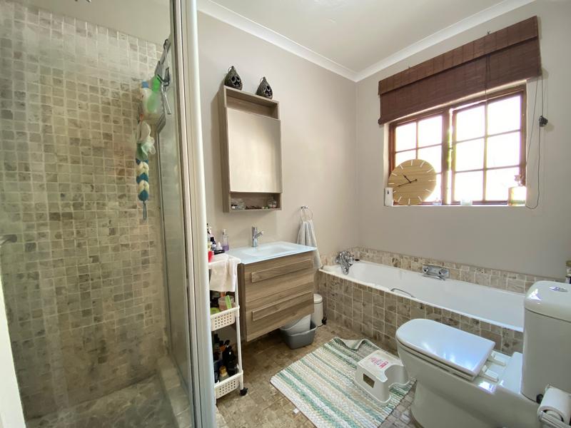 2 Bedroom Property for Sale in Sandown Gauteng