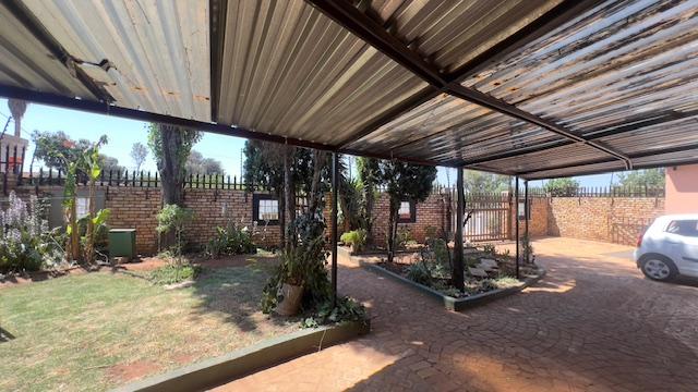 3 Bedroom Property for Sale in Lenasia Gauteng