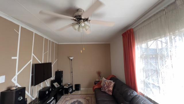 3 Bedroom Property for Sale in Lenasia Gauteng