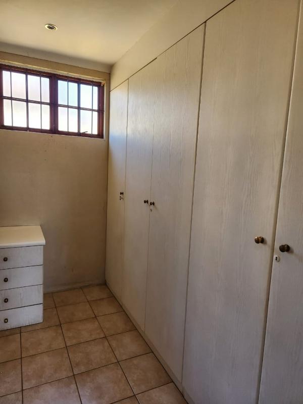 To Let 3 Bedroom Property for Rent in Kensington Gauteng