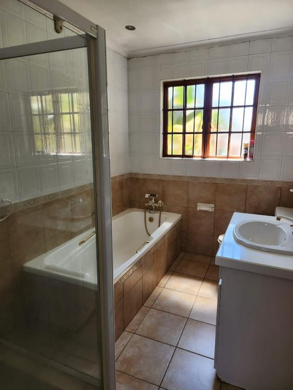 To Let 3 Bedroom Property for Rent in Kensington Gauteng