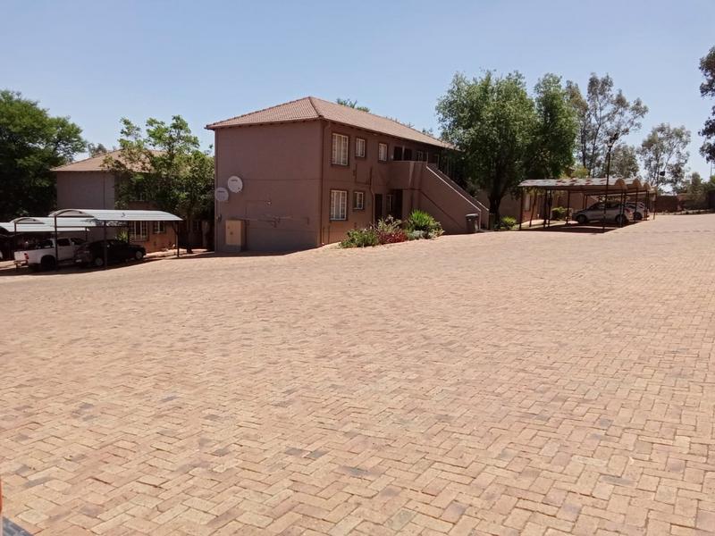 2 Bedroom Property for Sale in Wilgeheuwel Gauteng