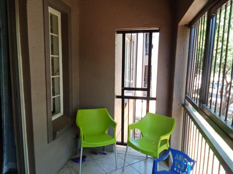 2 Bedroom Property for Sale in Wilgeheuwel Gauteng