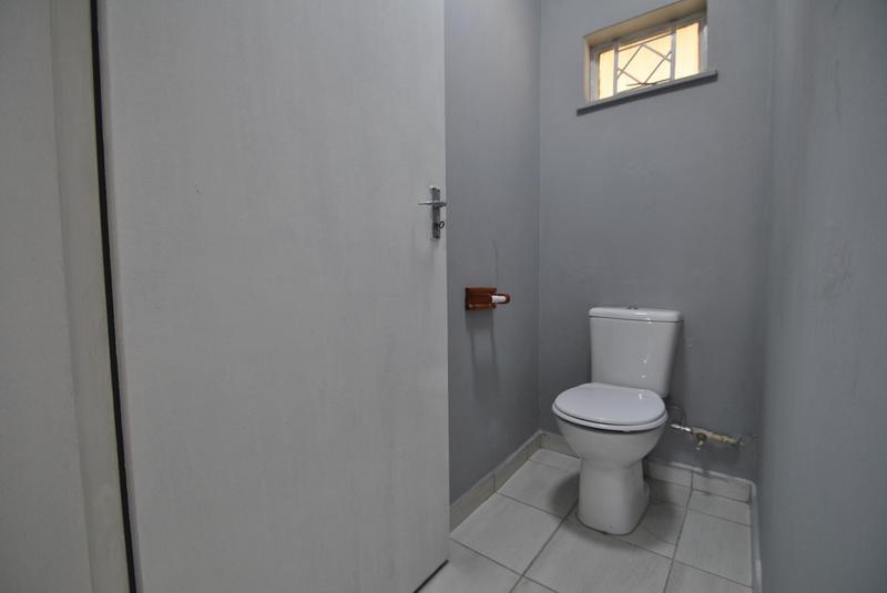 4 Bedroom Property for Sale in General Albertspark Gauteng