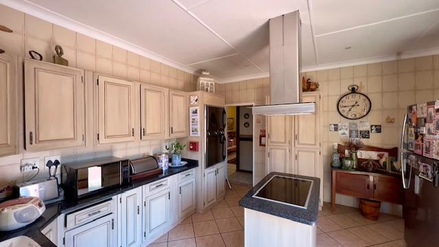 8 Bedroom Property for Sale in Mondeor Gauteng