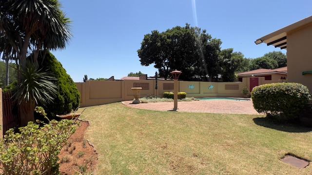 8 Bedroom Property for Sale in Mondeor Gauteng